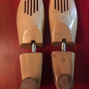 Men's shoe tree/horns, shoe forms